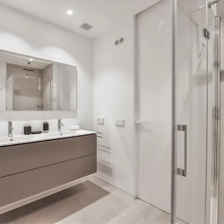 Infinity 1-6 Luxe Sea View 2b Tatil Evi